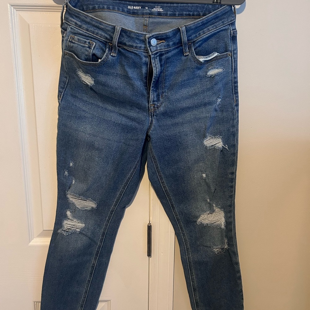 Old Navy mid-rise Rockstar Skinny Jeans